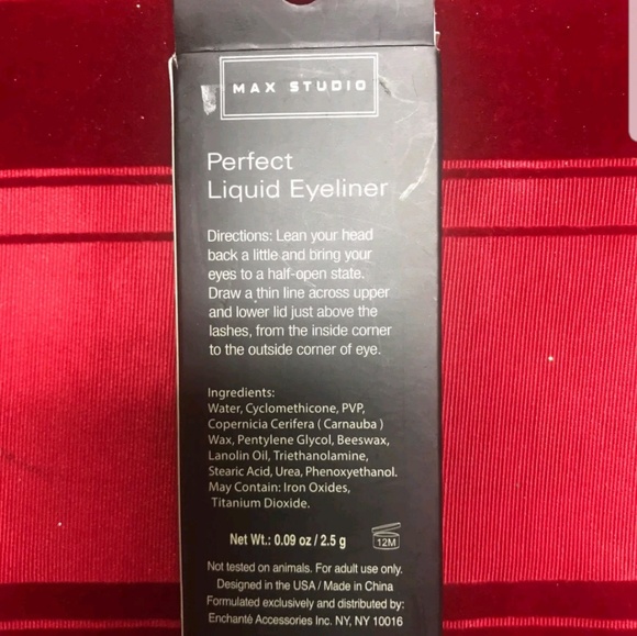 Max Studio WING IT OUT LIQUID EYELINER - Picture 3 of 3